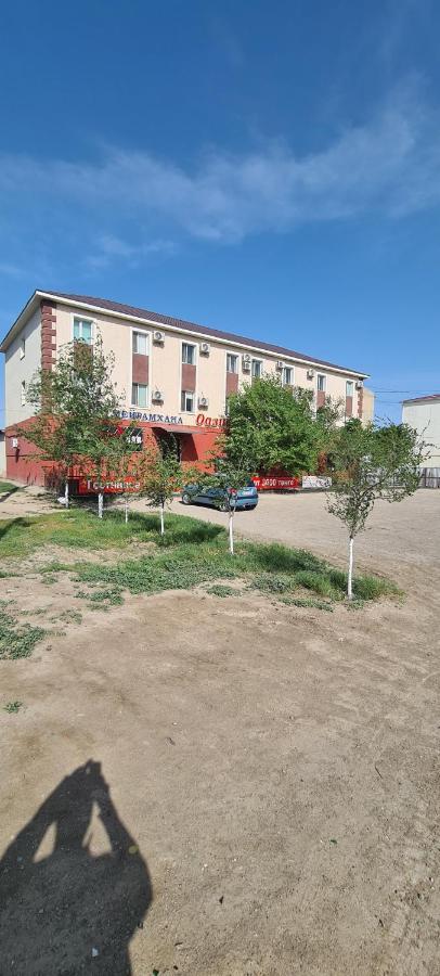 Гостиница Оазис Atyrau Luaran gambar
