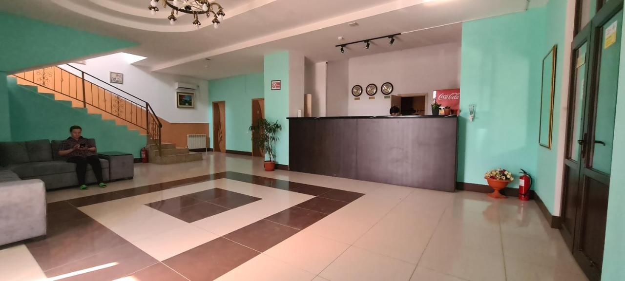 Гостиница Оазис Atyrau Luaran gambar
